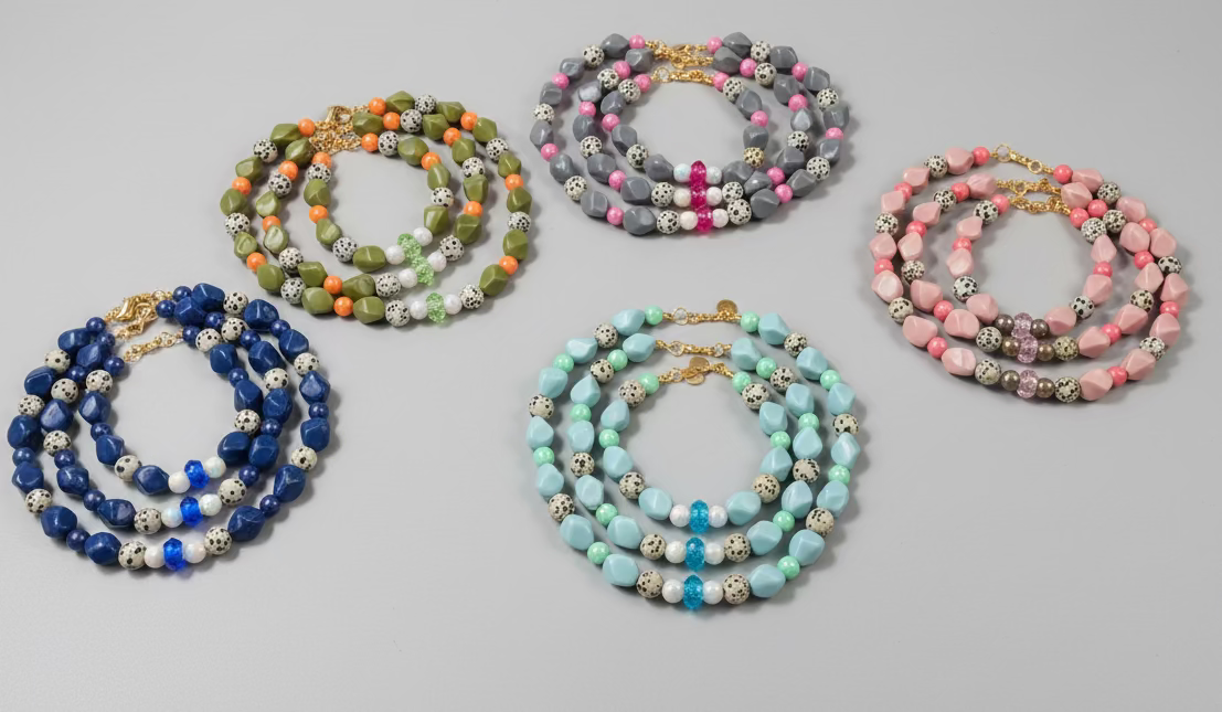 The Little Socialite Necklace